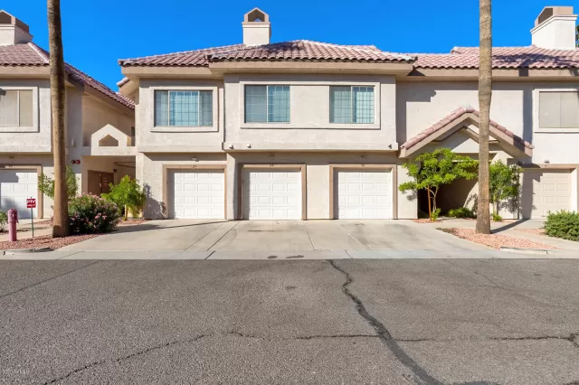 MLS: 6161382 Condo For Sale