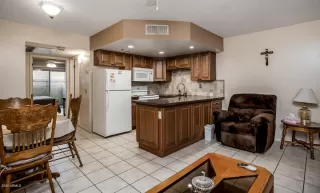 Photo #4: 6161434 Listing