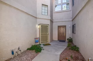 Photo #2: 6161472 Listing