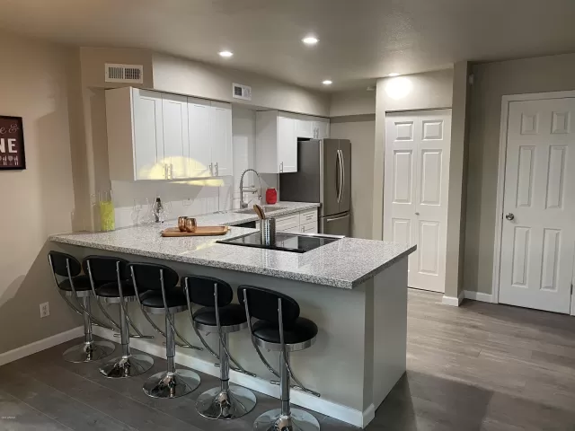 MLS: 6161656 Condo For Sale