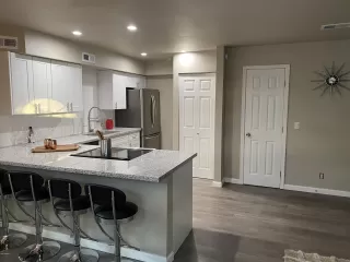 Photo #2: 6161656 Listing