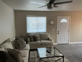 Photo #5: 6161656 Listing