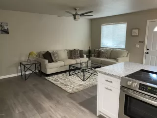 Photo #6: 6161656 Listing