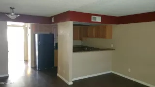 Photo #4: 6161719 Listing