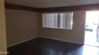 Photo #5: 6161719 Listing