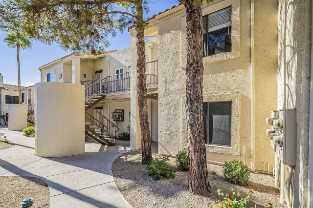 MLS: 6161780 Condo For Sale