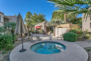 Photo #4: 6161802 Listing