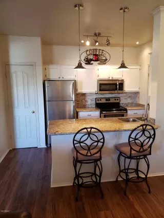 Photo #5: 6162141 Listing