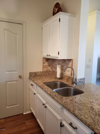 Photo #6: 6162141 Listing