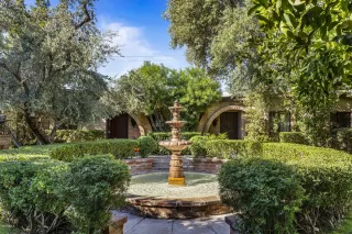Photo #1: 6162150 Listing