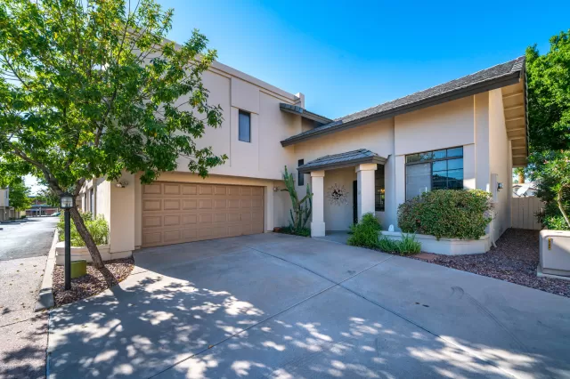 MLS: 6162623 Condo For Sale