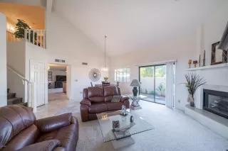 Photo #2: 6162623 Listing 