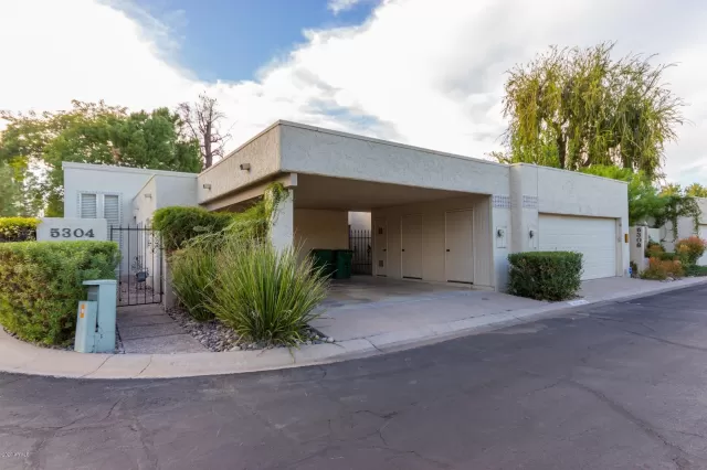 MLS: 6162708 Condo For Sale