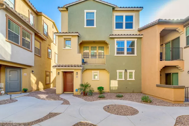 MLS: 6162869 Condo For Sale