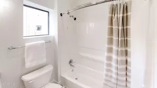 Photo #3: 6162913 Listing