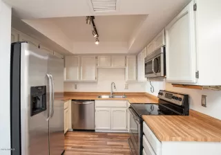 Photo #3: 6162972 Listing 