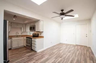 Photo #5: 6162972 Listing 