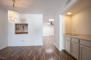 Photo #6: 6162972 Listing 