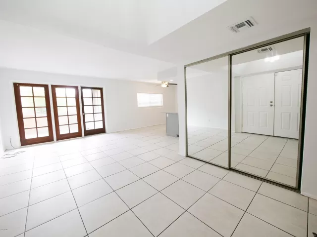 MLS: 6162973 Condo For Sale