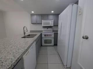 Photo #3: 6162973 Listing