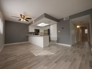 Photo #3: 6162984 Listing