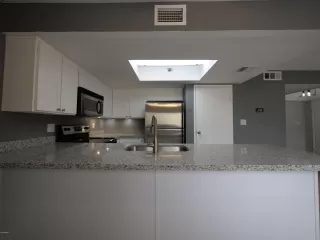 Photo #4: 6162984 Listing