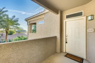 Photo #5: 6162990 Listing