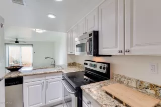 Photo #2: 6163019 Listing