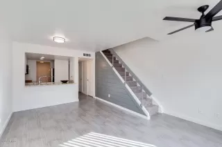 Photo #3: 6163019 Listing