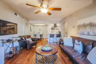 Photo #5: 6163104 Listing 