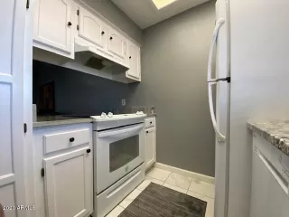 Photo #3: 6163187 Listing