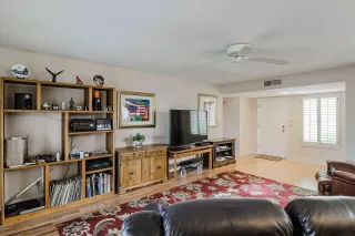 Photo #3: 6163379 Listing 