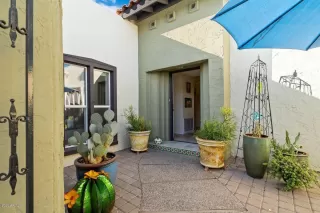 Photo #3: 6163426 Listing