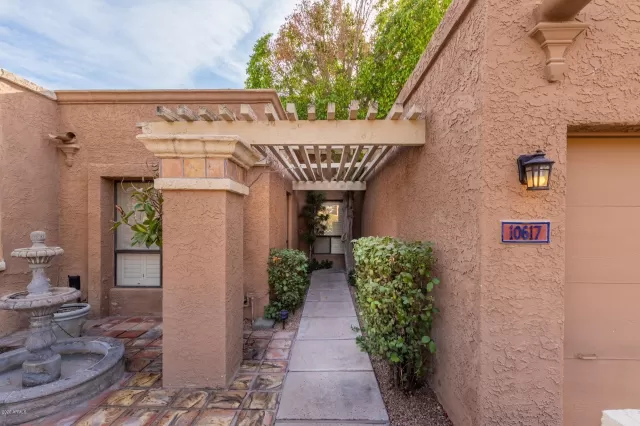 MLS: 6163527 Condo For Sale