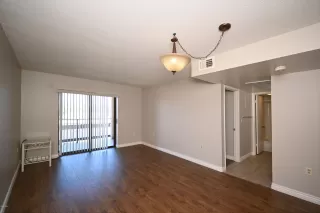 Photo #6: 6163537 Listing 