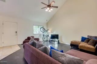 Photo #3: 6163591 Listing