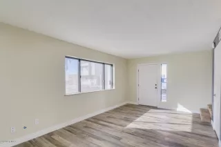 Photo #3: 6163602 Listing