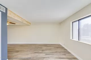 Photo #5: 6163602 Listing