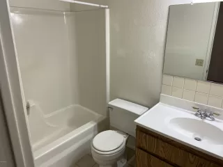 Photo #5: 6163647 Listing