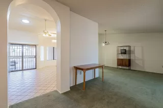 Photo #4: 6163731 Listing