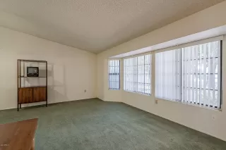 Photo #5: 6163731 Listing