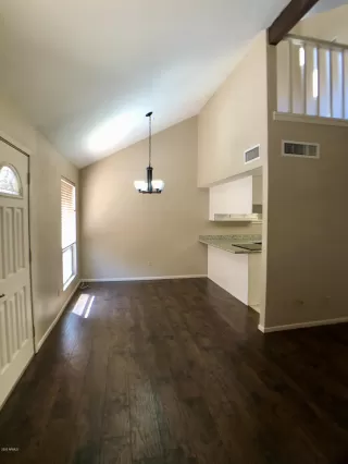 Photo #4: 6163779 Listing 