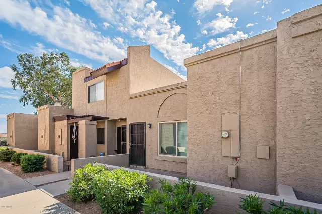 MLS: 6163811 Condo For Sale