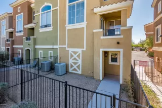 Photo #5: 6163812 Listing