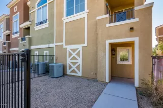 Photo #6: 6163812 Listing