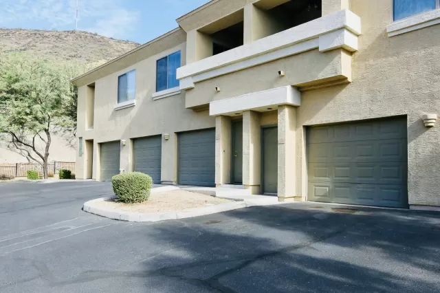 MLS: 6164249 Condo For Sale