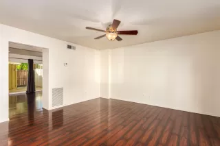 Photo #2: 6164321 Listing