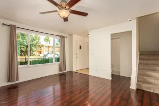 Photo #6: 6164321 Listing