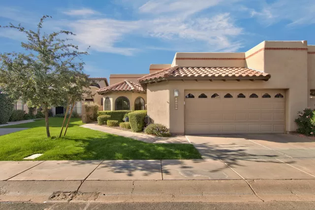 MLS: 6164368 Condo For Sale