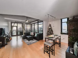 Photo #5: 6164398 Listing